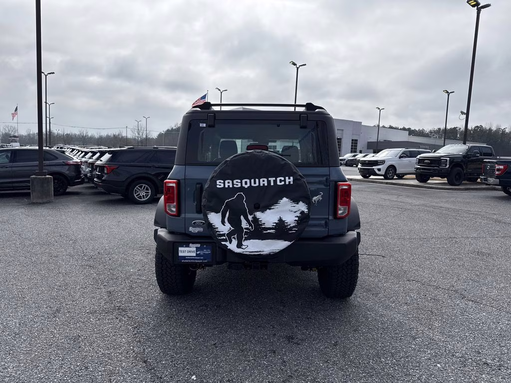 2025 Azure Gray Metallic Tri-Coat Ford Bronco Base 4X4 SUV