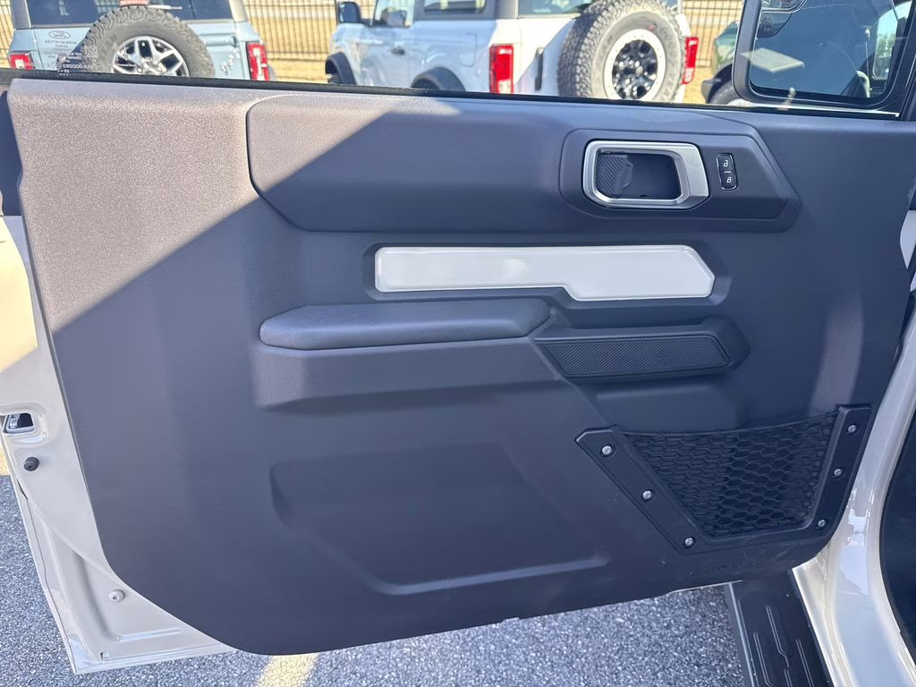 2025 Desert Sand Ford Bronco Base 4X4 SUV