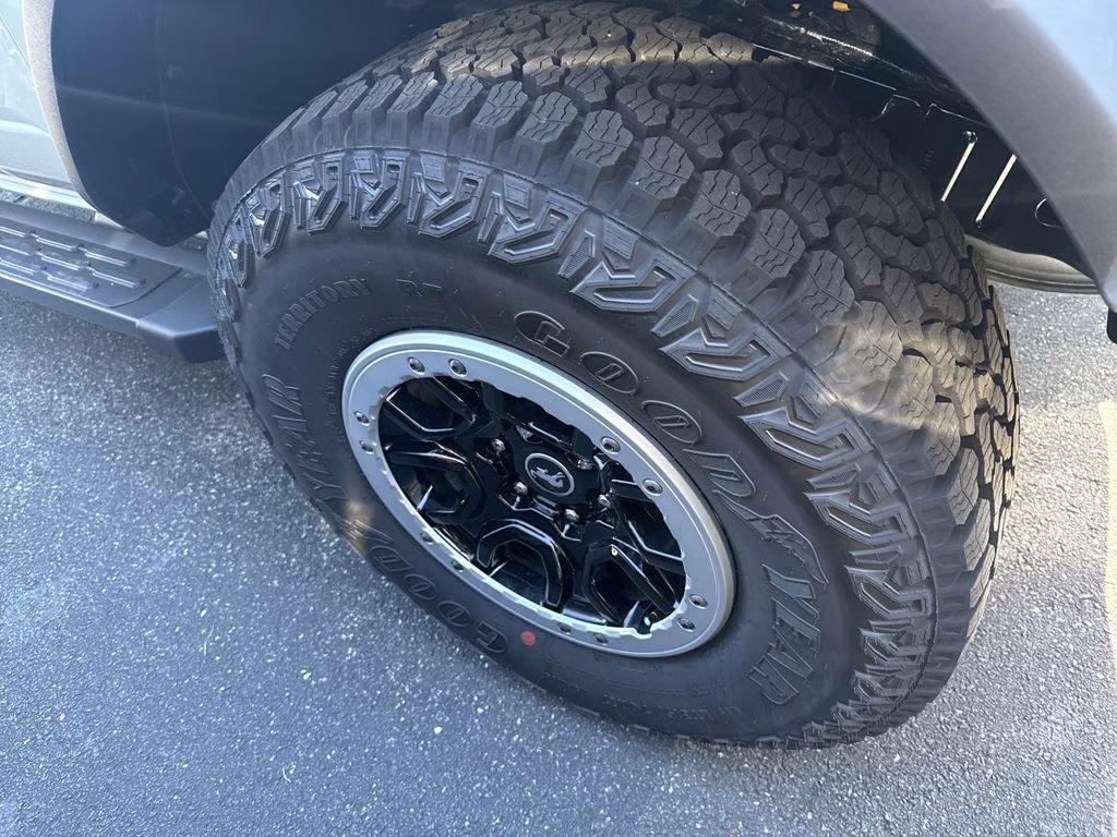 2025 Desert Sand Ford Bronco Base 4X4 SUV