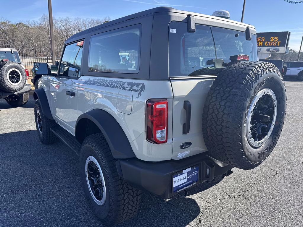 2025 Desert Sand Ford Bronco Base 4X4 SUV