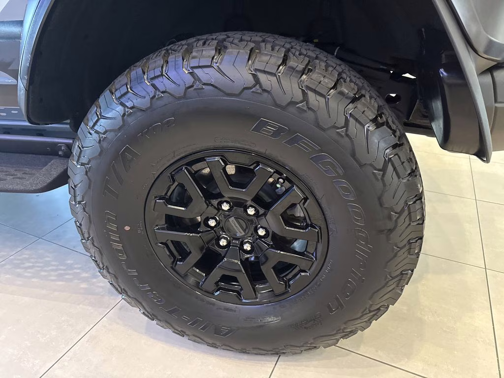 2023 Azure Gray Metallic Tri-Coat Ford Bronco Raptor 4X4 SUV