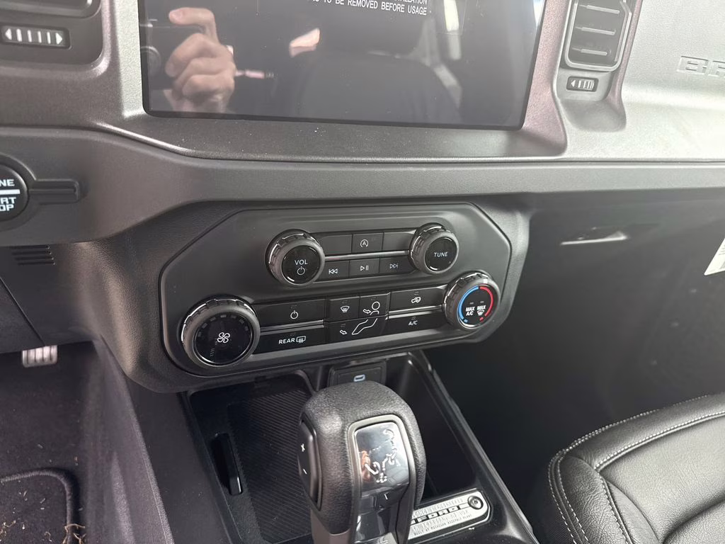 2025 Velocity Blue Metallic Ford Bronco Base 4X4 SUV