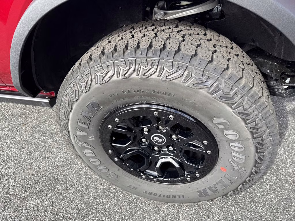 2025 Ruby Red Metallic Tinted Clearcoat Ford Bronco Big Bend 4X4 SUV