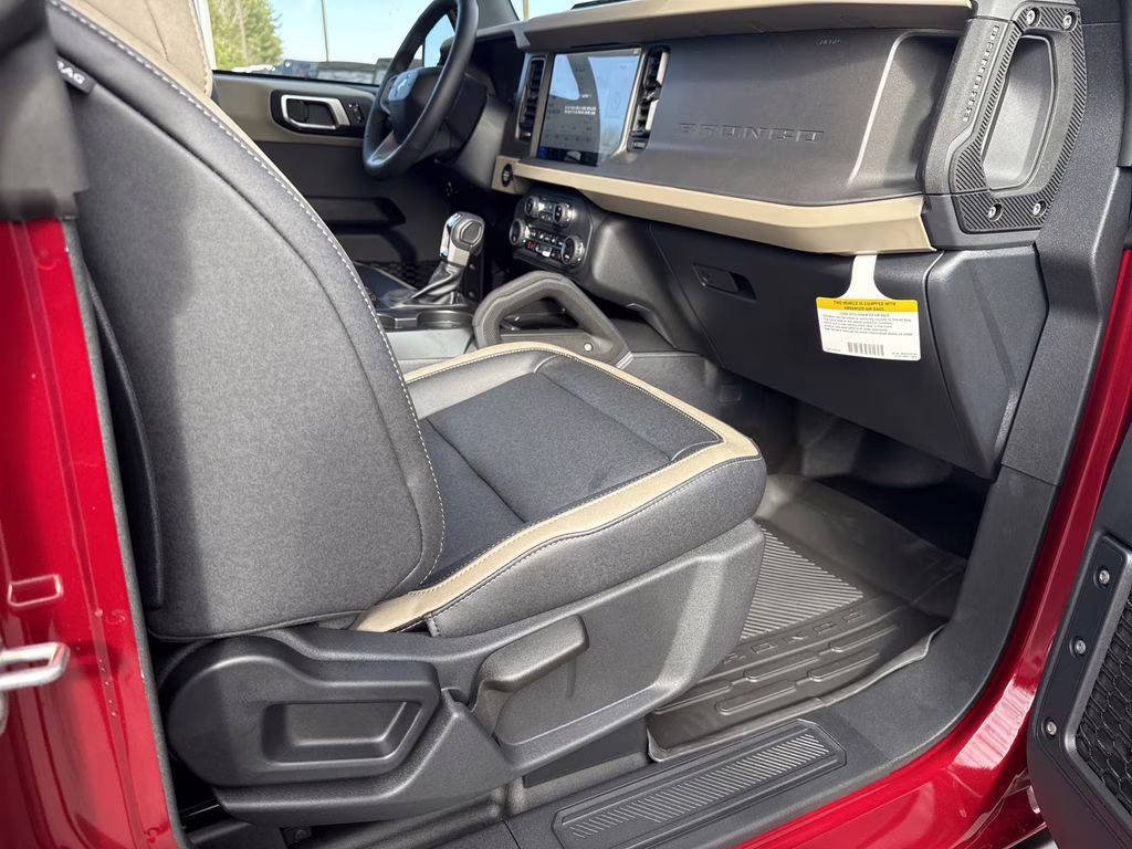 2025 Ruby Red Metallic Tinted Clearcoat Ford Bronco Big Bend 4X4 SUV