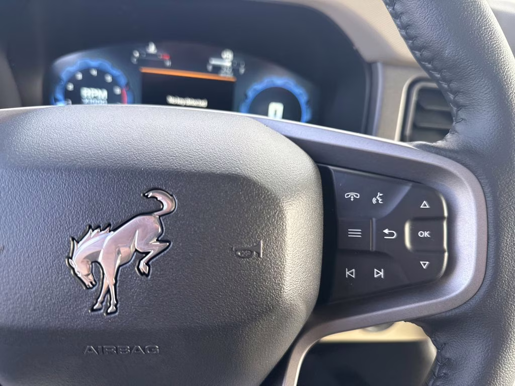 2025 Ruby Red Metallic Tinted Clearcoat Ford Bronco Big Bend 4X4 SUV