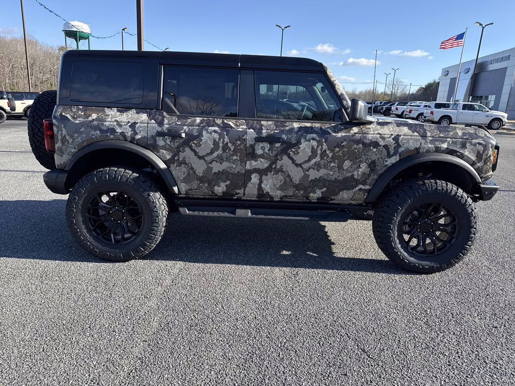 2025 Shadow Black Ford Bronco Big Bend 4X4 SUV