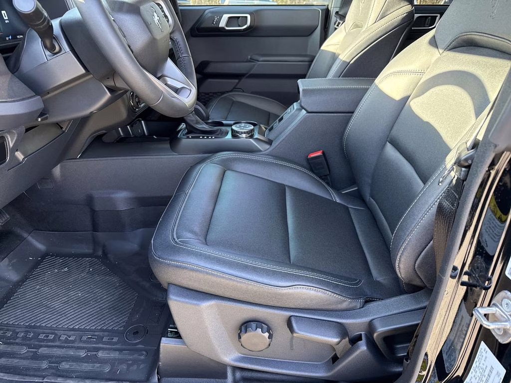 2025 Shadow Black Ford Bronco Big Bend 4X4 SUV