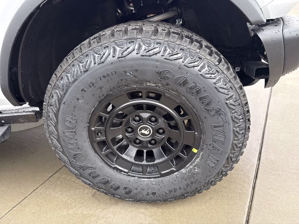 2025 Oxford White Ford Bronco Big Bend 4X4 SUV