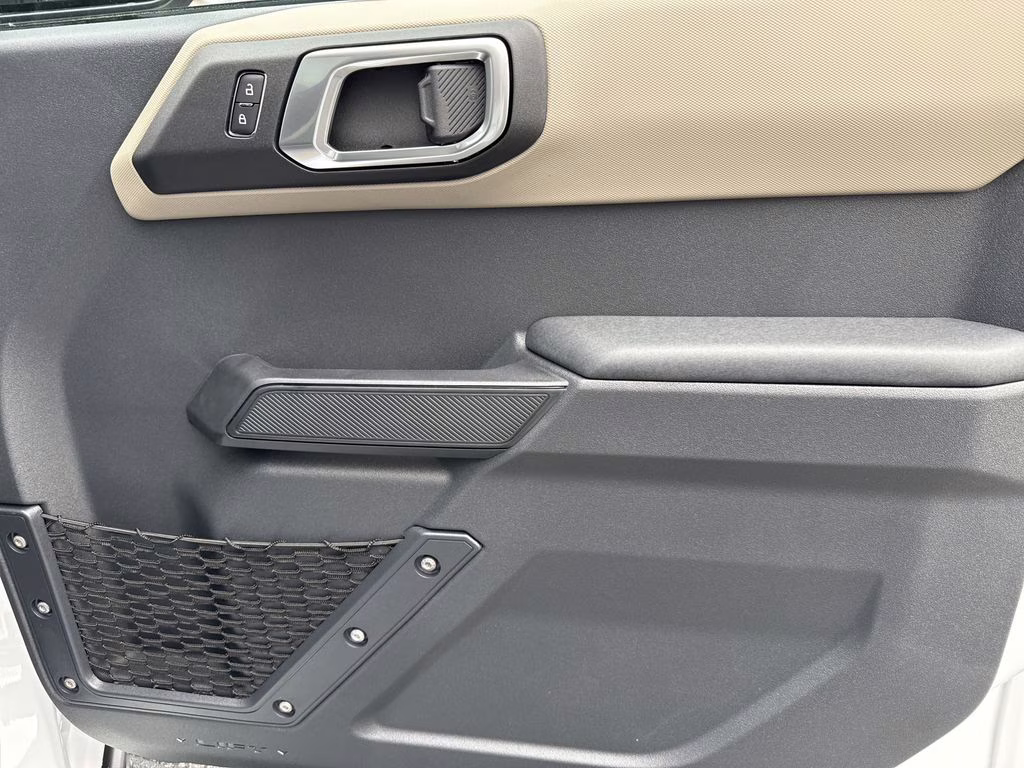 2025 Oxford White Ford Bronco Big Bend 4X4 SUV