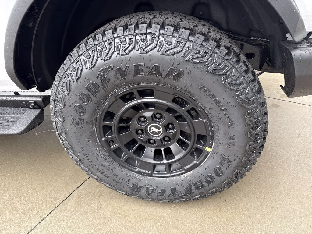 2025 Oxford White Ford Bronco Big Bend 4X4 SUV