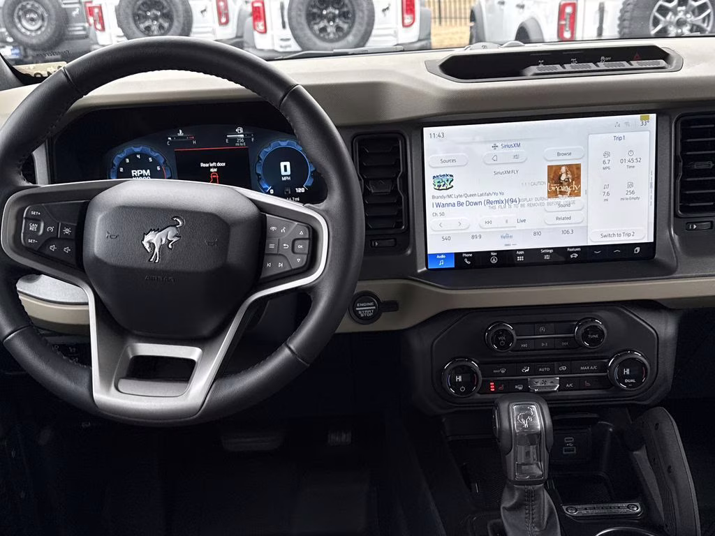 2025 Oxford White Ford Bronco Big Bend 4X4 SUV