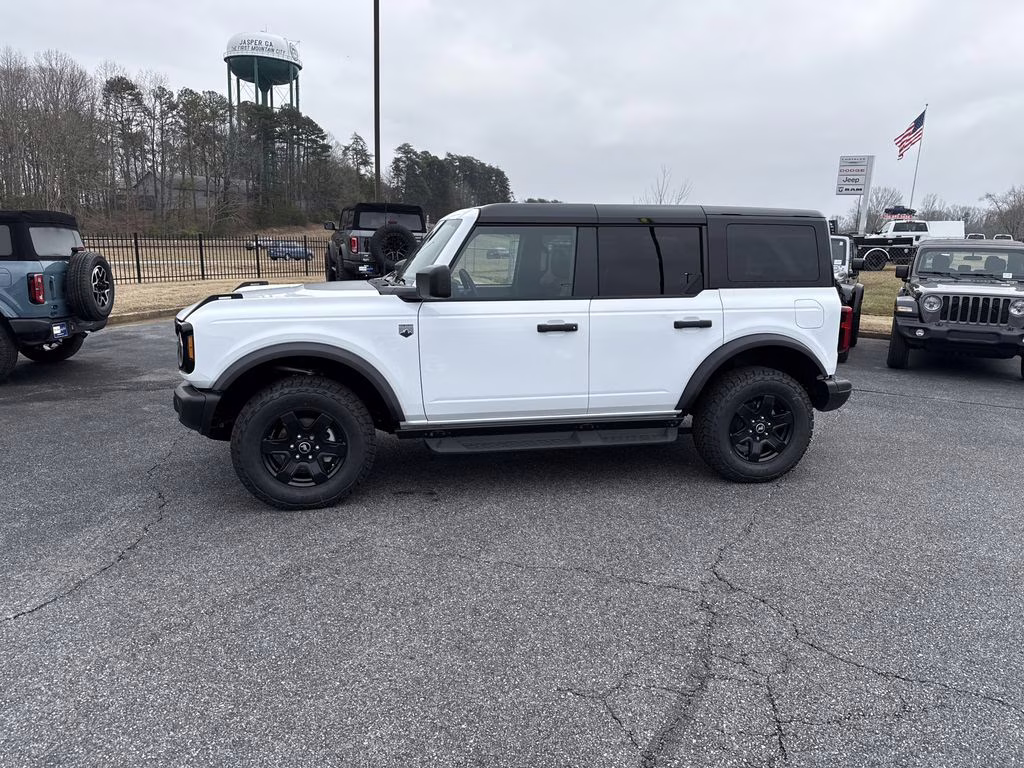 2025 Oxford White Ford Bronco Big Bend 4X4 SUV