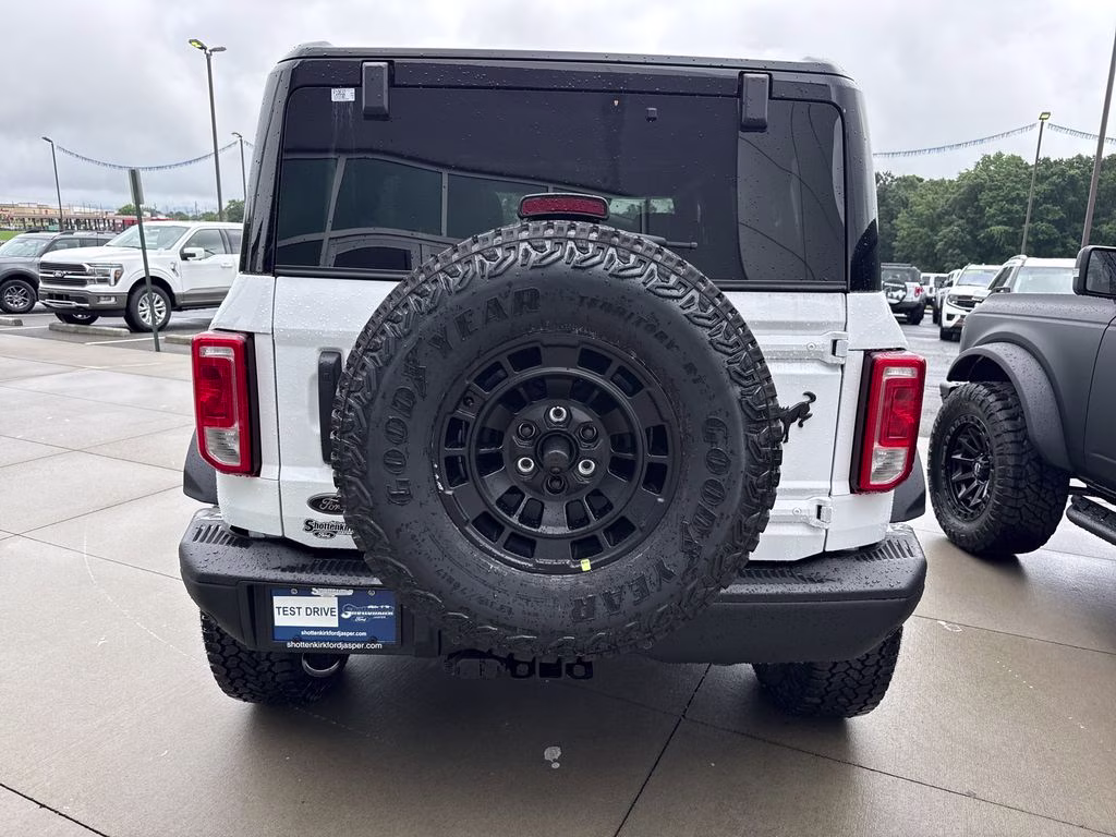 2025 Oxford White Ford Bronco Big Bend 4X4 SUV
