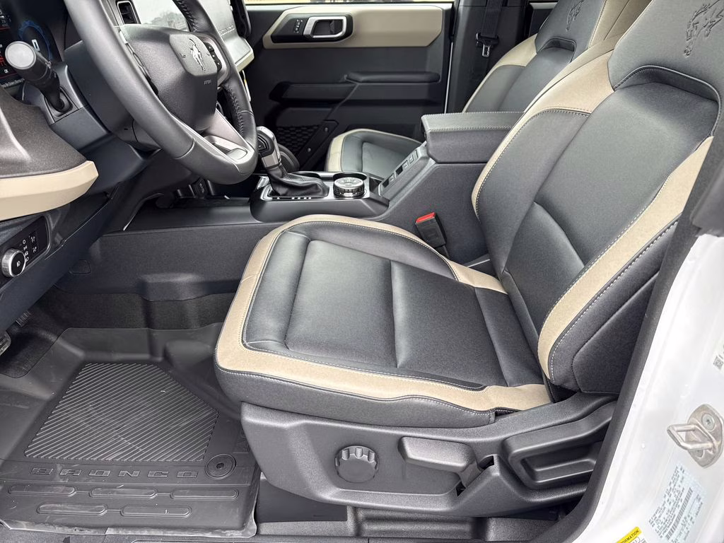 2025 Oxford White Ford Bronco Big Bend 4X4 SUV