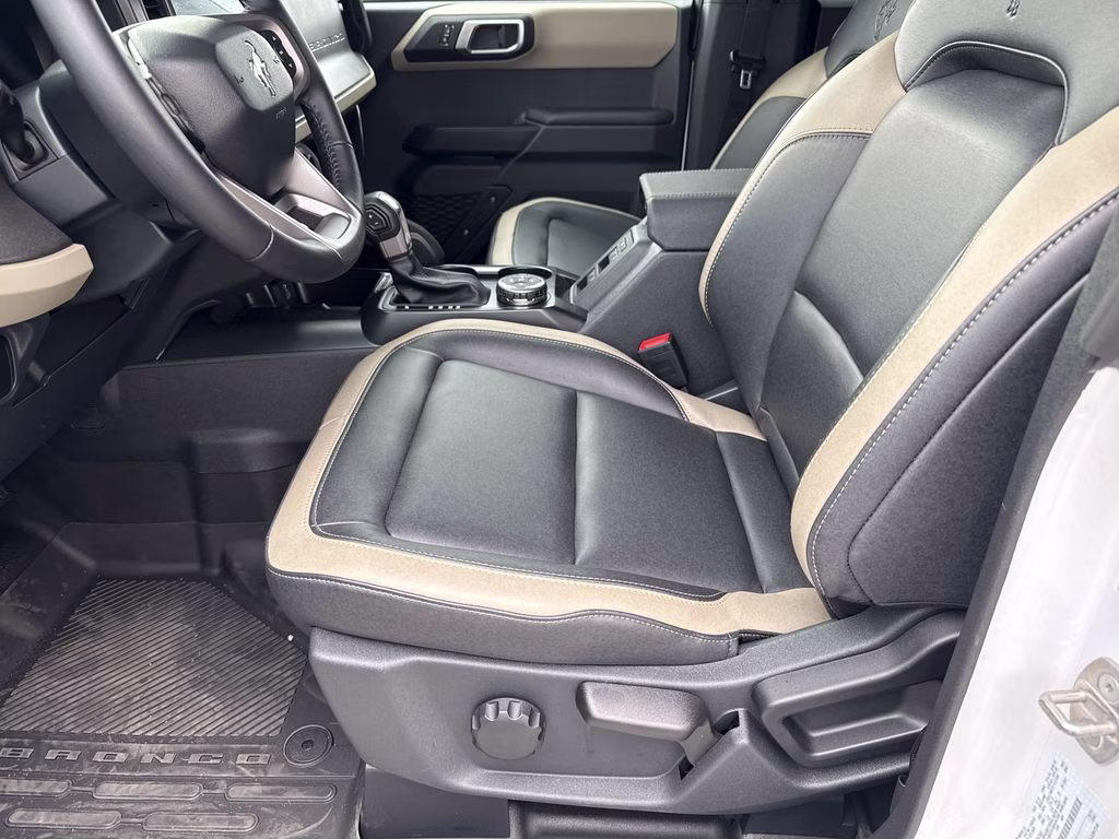 2025 Oxford White Ford Bronco Big Bend 4X4 SUV