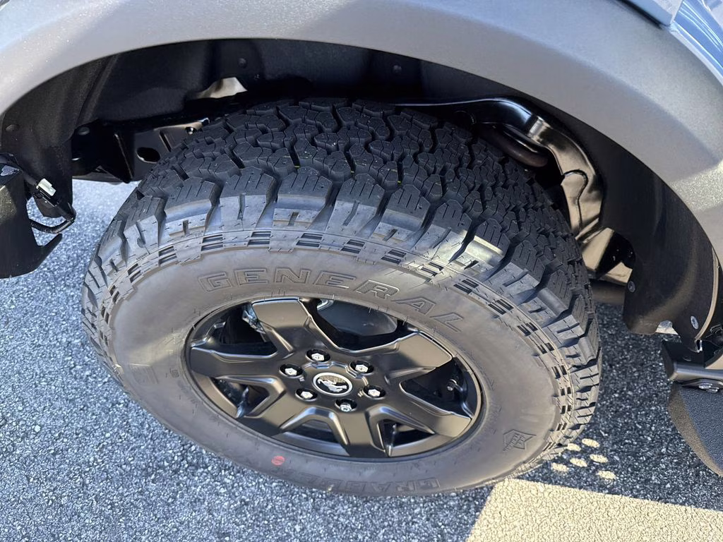 2025 Azure Gray Metallic Tri-Coat Ford Bronco Big Bend 4X4 SUV