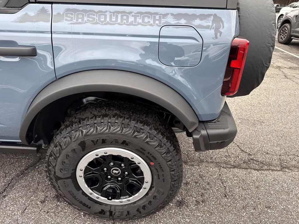 2025 Azure Gray Metallic Tri-Coat Ford Bronco Big Bend 4X4 SUV