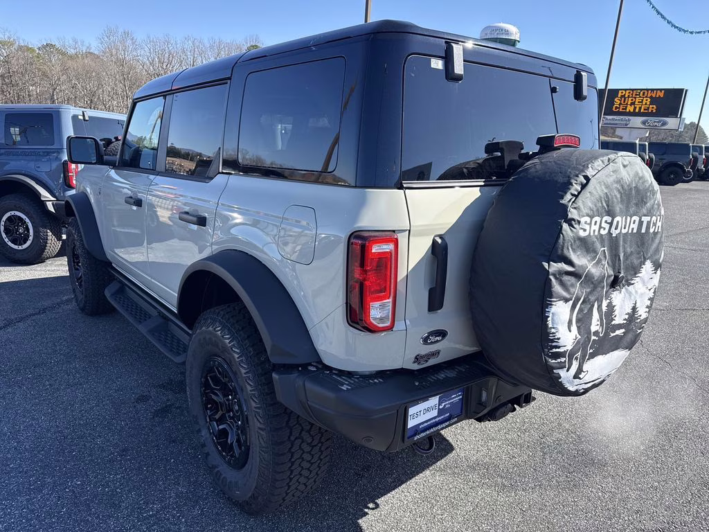 2025 Desert Sand Ford Bronco Big Bend 4X4 SUV