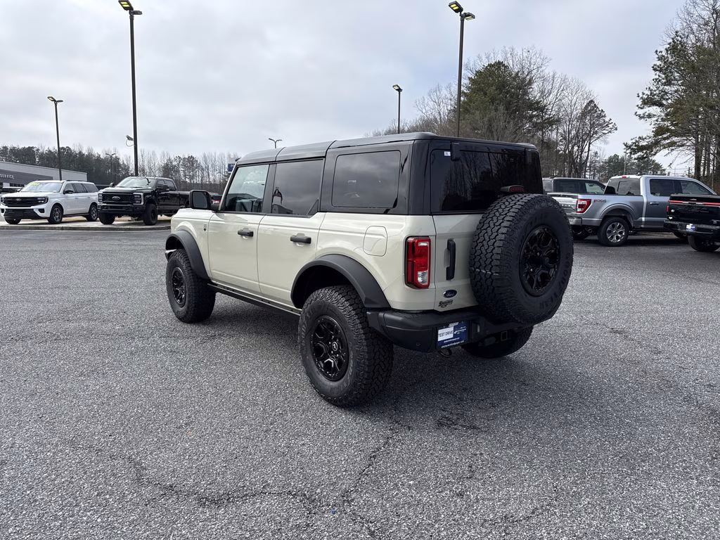 2025 Desert Sand Ford Bronco Big Bend 4X4 SUV