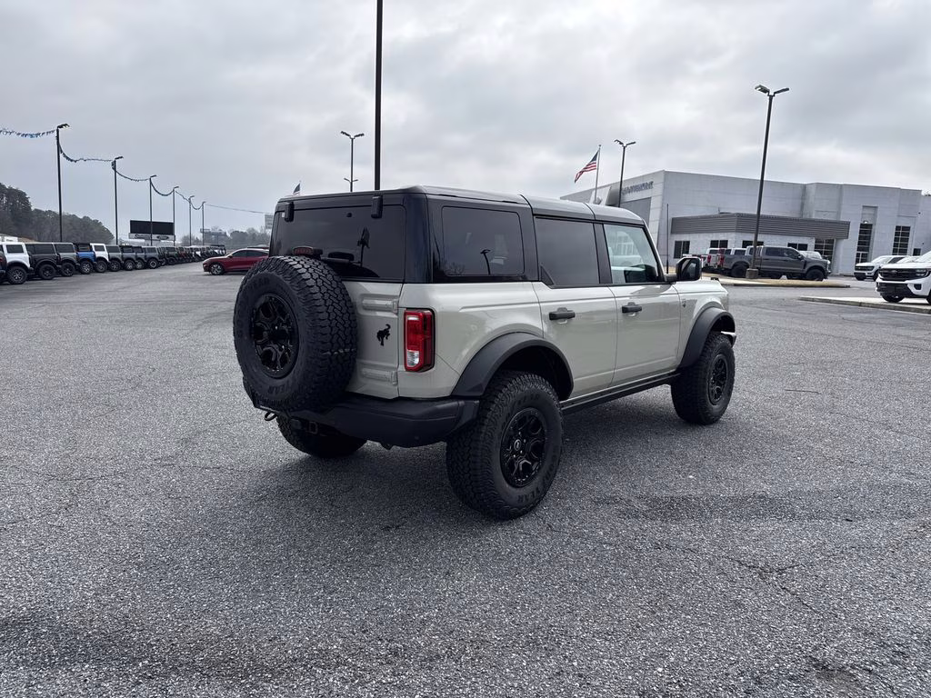 2025 Desert Sand Ford Bronco Big Bend 4X4 SUV