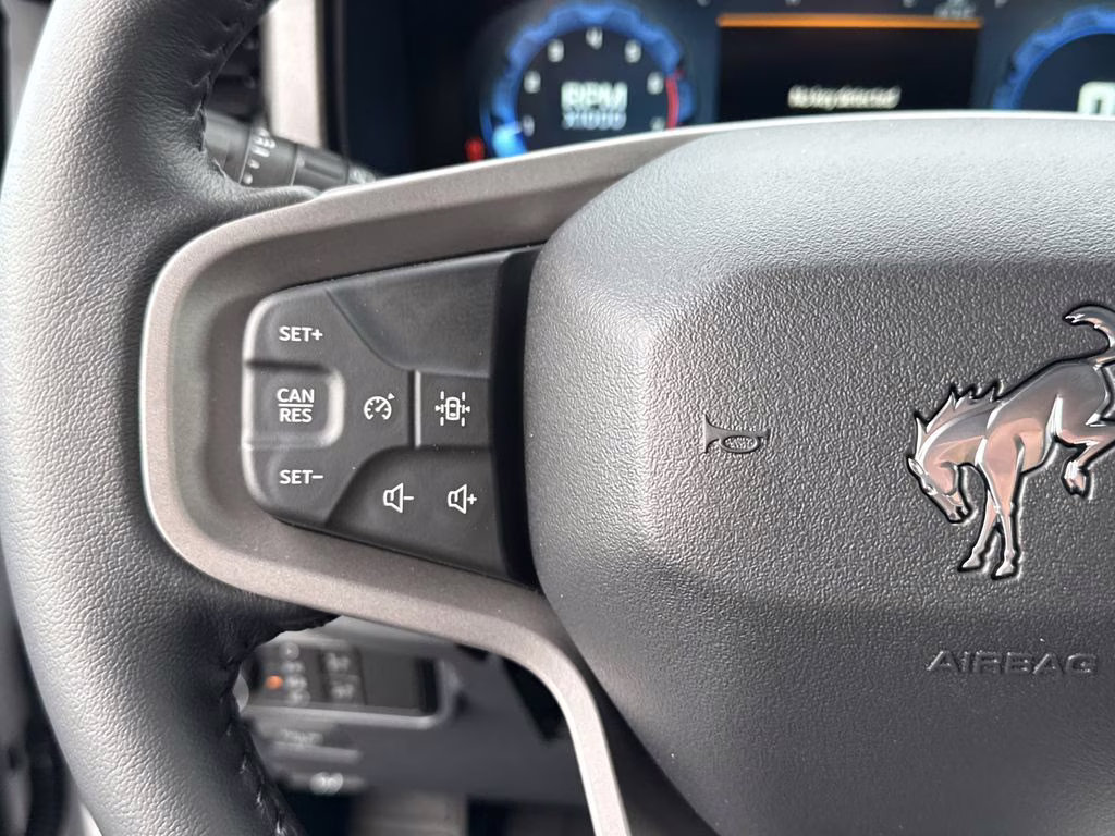 2025 Oxford White Ford Bronco Big Bend 4X4 SUV