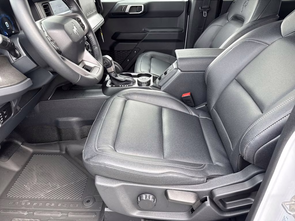 2025 Oxford White Ford Bronco Big Bend 4X4 SUV