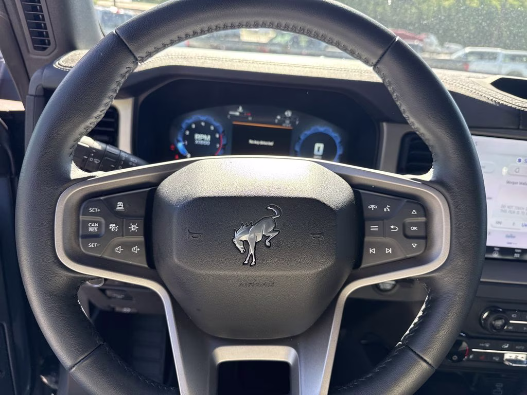 2025 Azure Gray Metallic Tri-Coat Ford Bronco Outer Banks 4X4 SUV