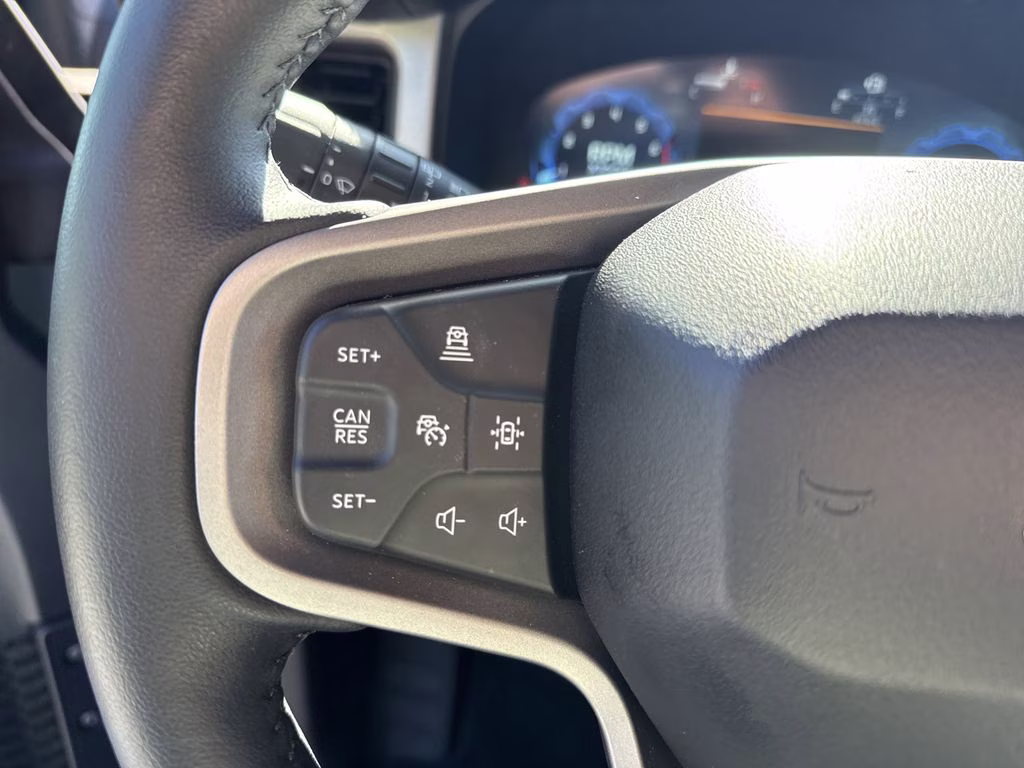 2025 Azure Gray Metallic Tri-Coat Ford Bronco Outer Banks 4X4 SUV