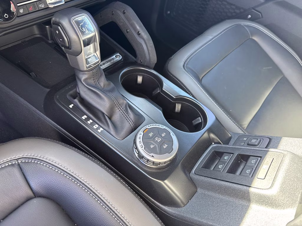 2025 Azure Gray Metallic Tri-Coat Ford Bronco Outer Banks 4X4 SUV