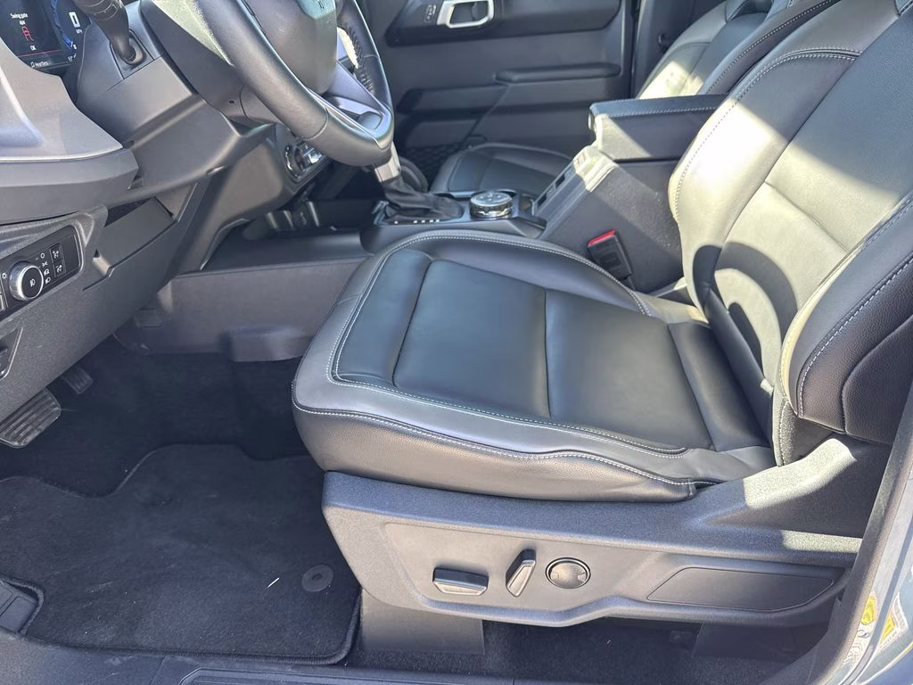 2025 Azure Gray Metallic Tri-Coat Ford Bronco Outer Banks 4X4 SUV