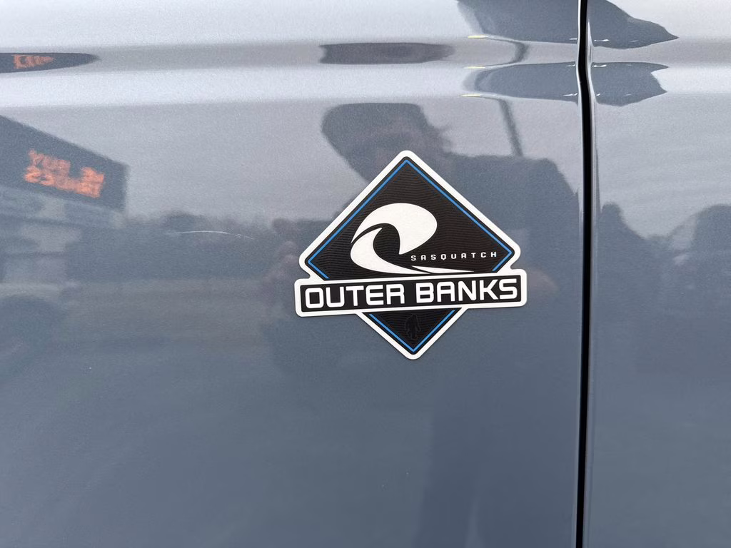 2025 Azure Gray Metallic Tri-Coat Ford Bronco Outer Banks 4X4 SUV