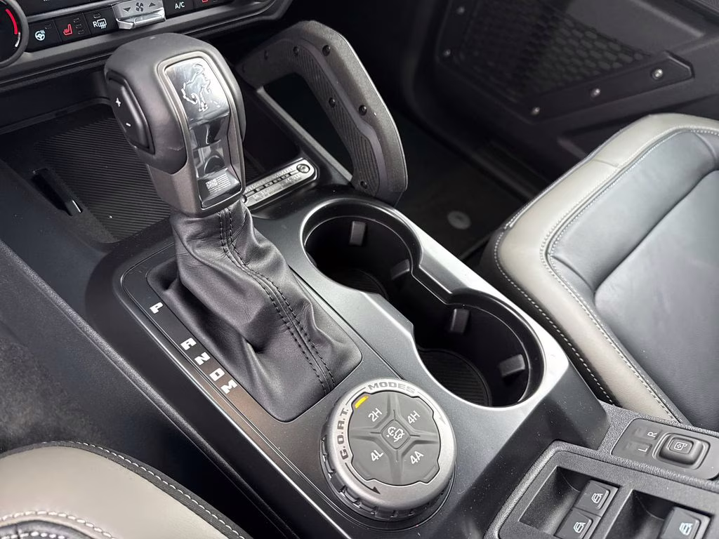 2025 Azure Gray Metallic Tri-Coat Ford Bronco Outer Banks 4X4 SUV