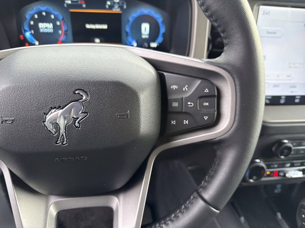 2025 Oxford White Ford Bronco Outer Banks 4X4 SUV