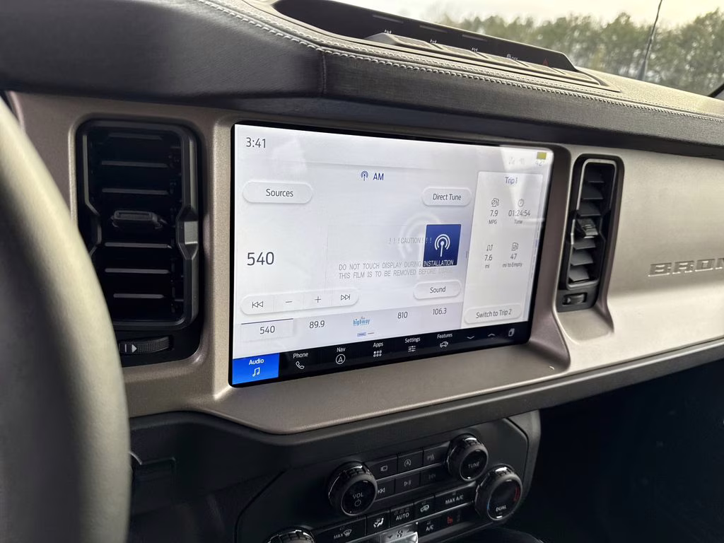 2025 Oxford White Ford Bronco Outer Banks 4X4 SUV