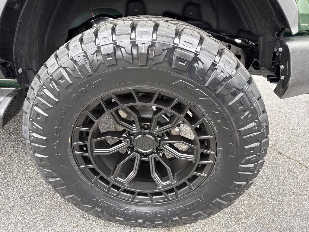 2025 Eruption Green Metallic Ford Bronco Outer Banks 4X4 SUV