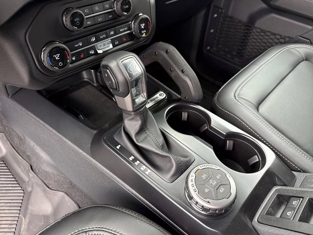 2025 Eruption Green Metallic Ford Bronco Outer Banks 4X4 SUV