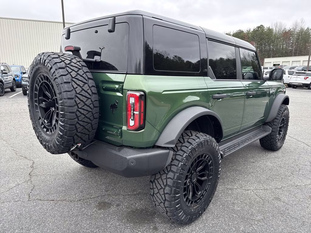 2025 Eruption Green Metallic Ford Bronco Outer Banks 4X4 SUV