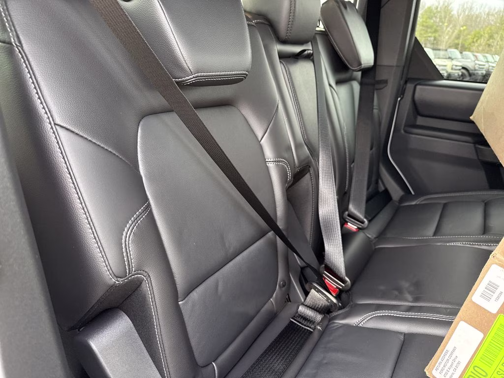 2025 Oxford White Ford Bronco Outer Banks 4X4 SUV