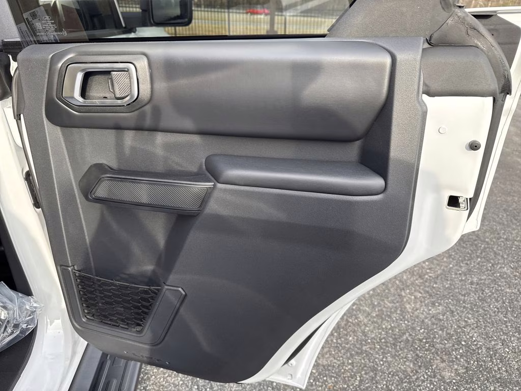 2025 Oxford White Ford Bronco Outer Banks 4X4 SUV