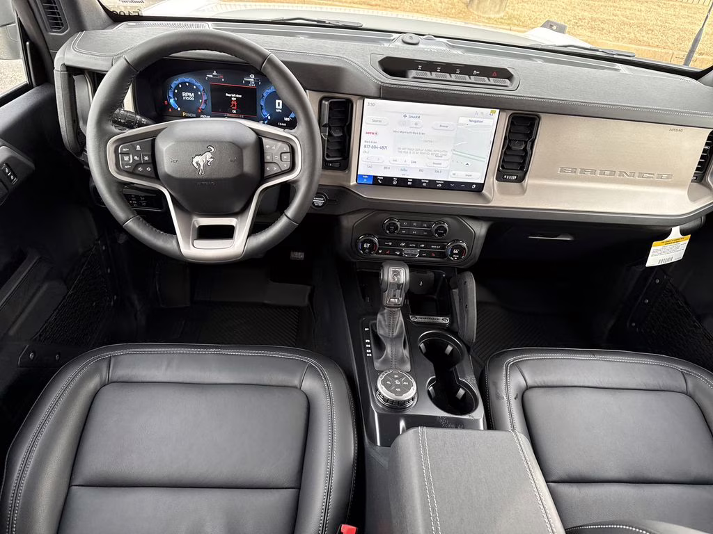 2025 Oxford White Ford Bronco Outer Banks 4X4 SUV