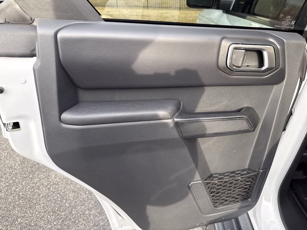2025 Oxford White Ford Bronco Outer Banks 4X4 SUV
