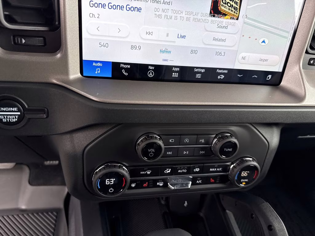 2025 Oxford White Ford Bronco Outer Banks 4X4 SUV