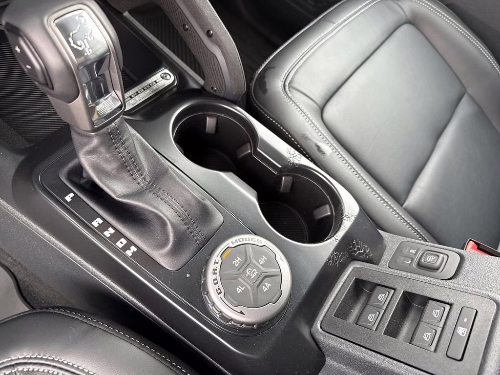 2025 Oxford White Ford Bronco Outer Banks 4X4 SUV