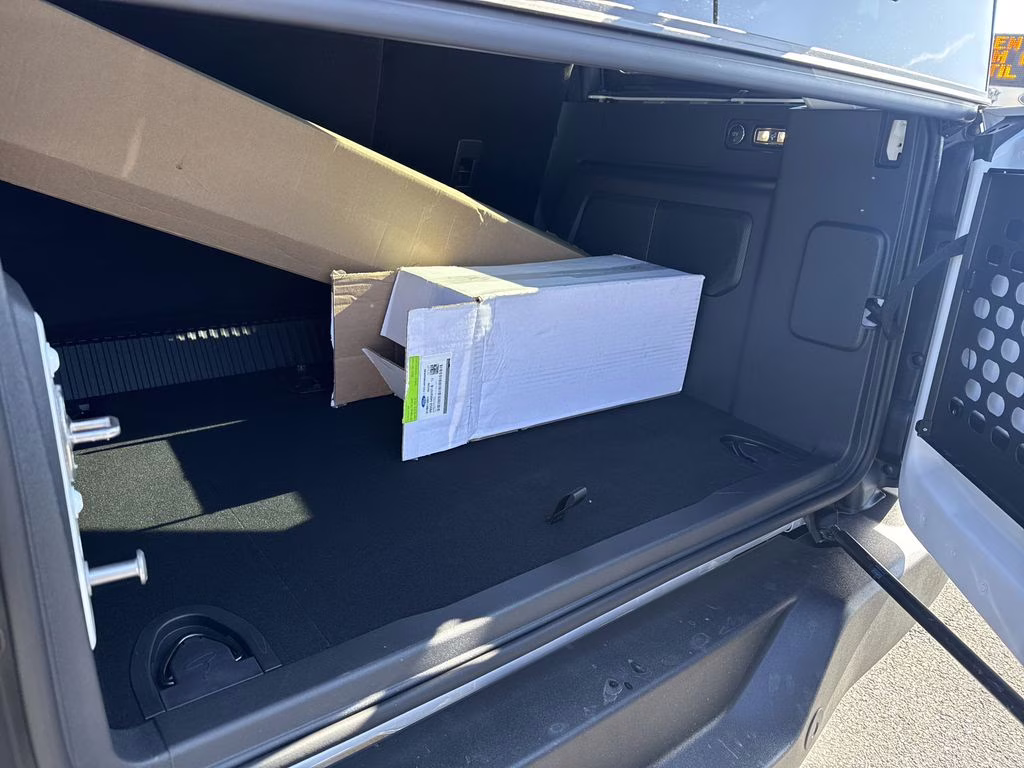 2025 Oxford White Ford Bronco Outer Banks 4X4 SUV