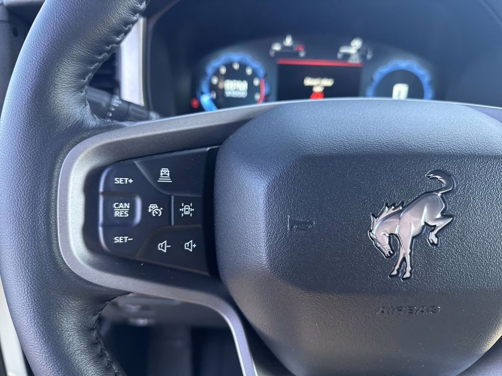 2025 Oxford White Ford Bronco Outer Banks 4X4 SUV