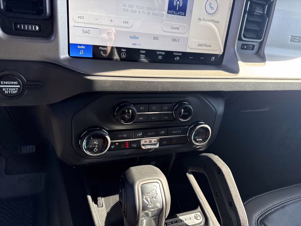 2025 Oxford White Ford Bronco Outer Banks 4X4 SUV