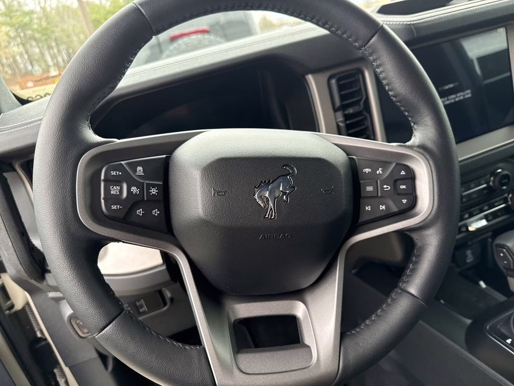 2025 Desert Sand Ford Bronco Outer Banks 4X4 SUV