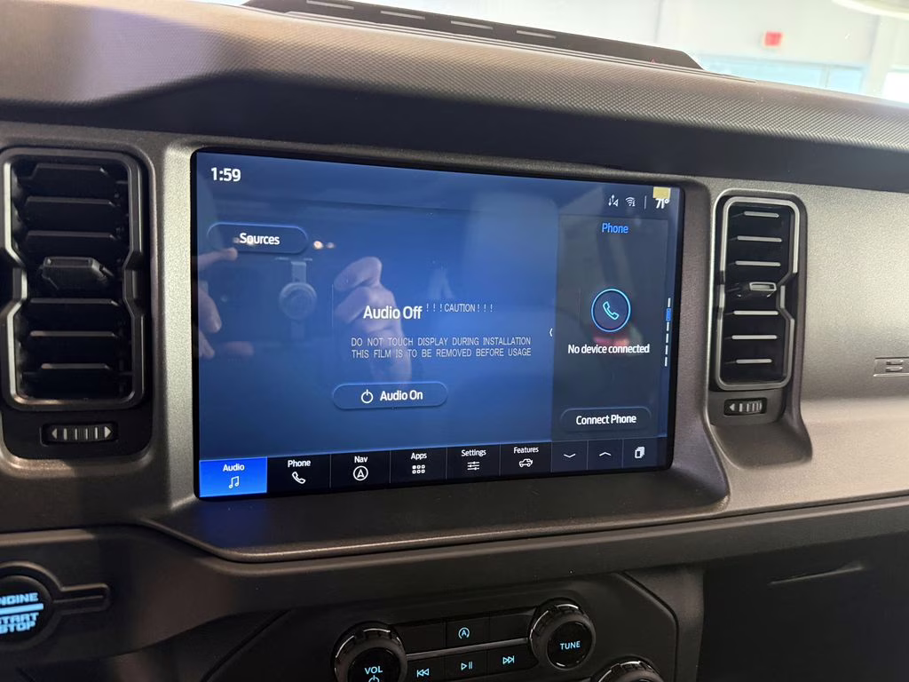 2025 Oxford White Ford Bronco Badlands 4X4 SUV