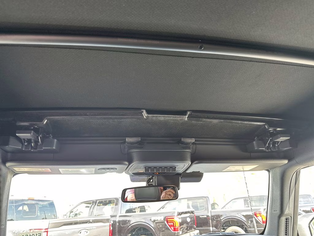 2025 Azure Gray Metallic Tri-Coat Ford Bronco Badlands 4X4 SUV