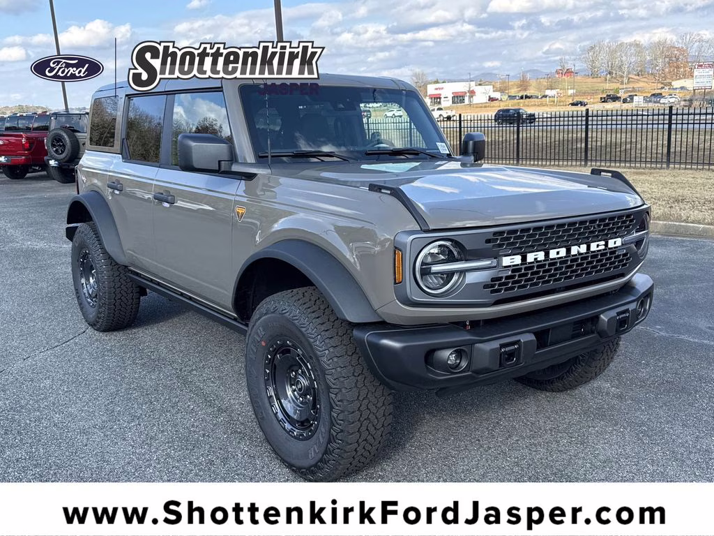 2025 Gray Ford Bronco Badlands 4X4 SUV